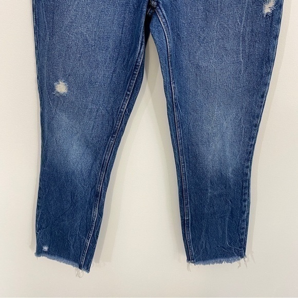 Abercrombie & Fitch 25/0 Mom Jeans High‎ Rise Straight Released Hem Distressed - Picture 6 of 12
